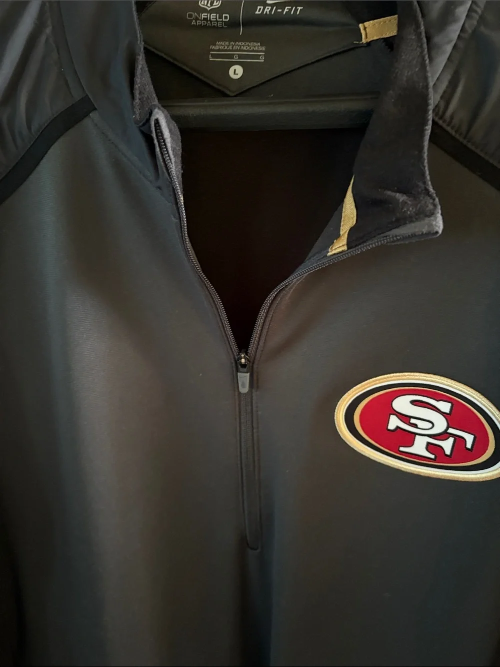 San Francisco 49ers Nike Dri-FIT Quarter Zip Pullover - Black & Gold Size L